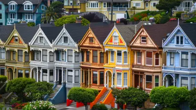 Flipping Houses vs. Long-Term Rentals: What’s Right for You?