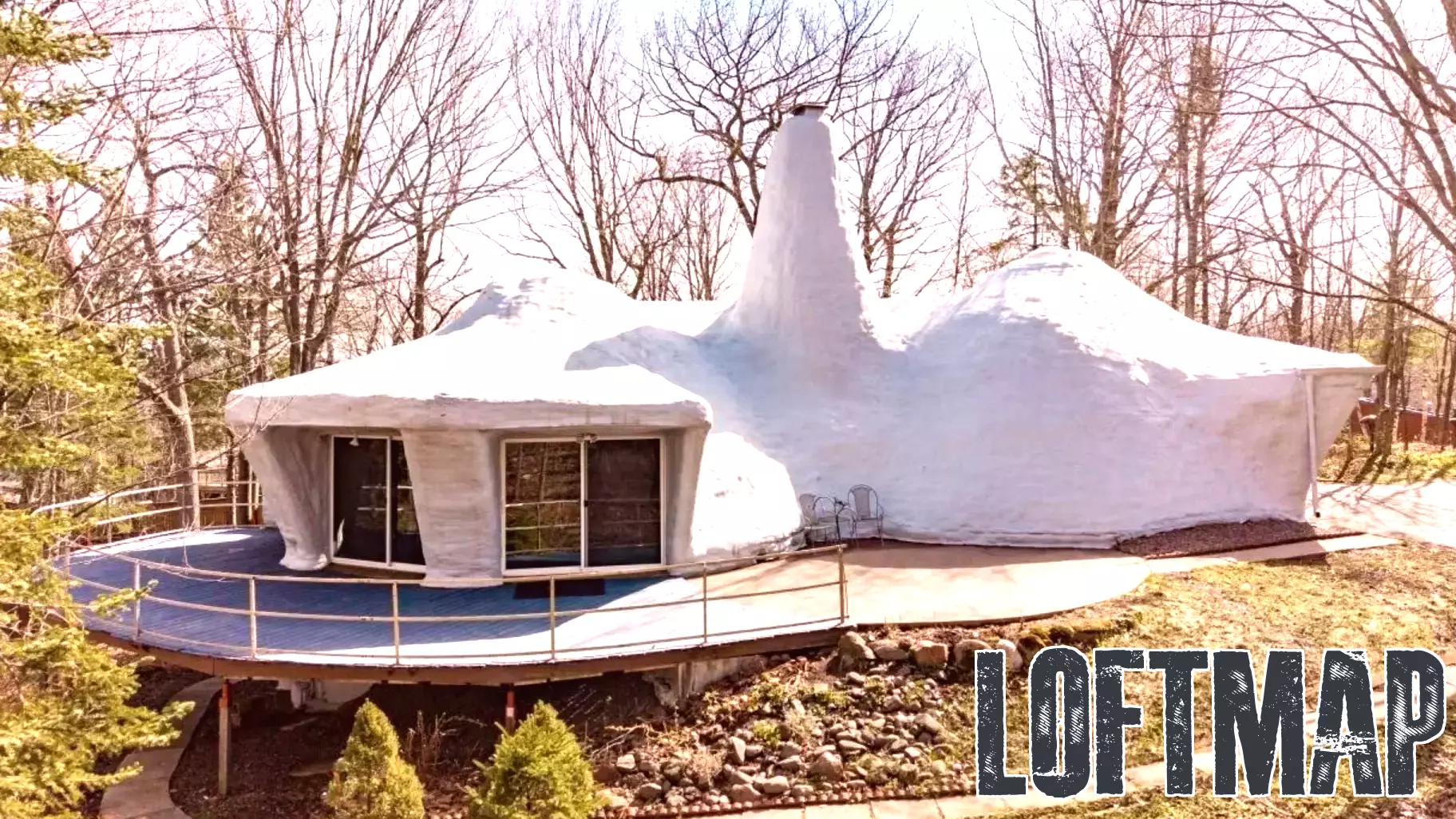 Iconic Minnesota 'Mushroom House' With Curved Walls, Domed Ceilings, and a Sunken Living Room Lists for $370K