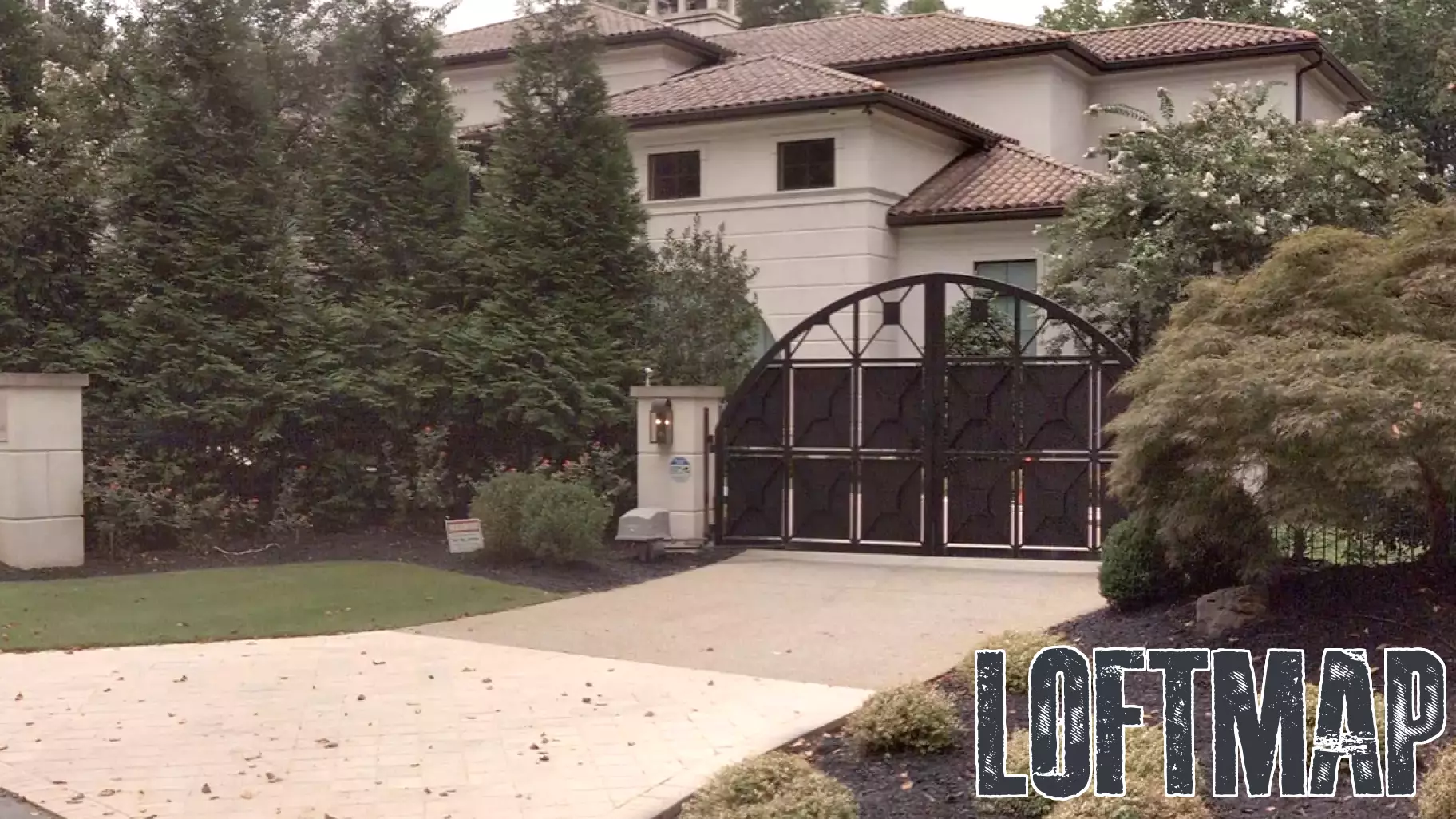 'Real Housewives' star scores $8 million Sandy Springs estate in divorce settlement